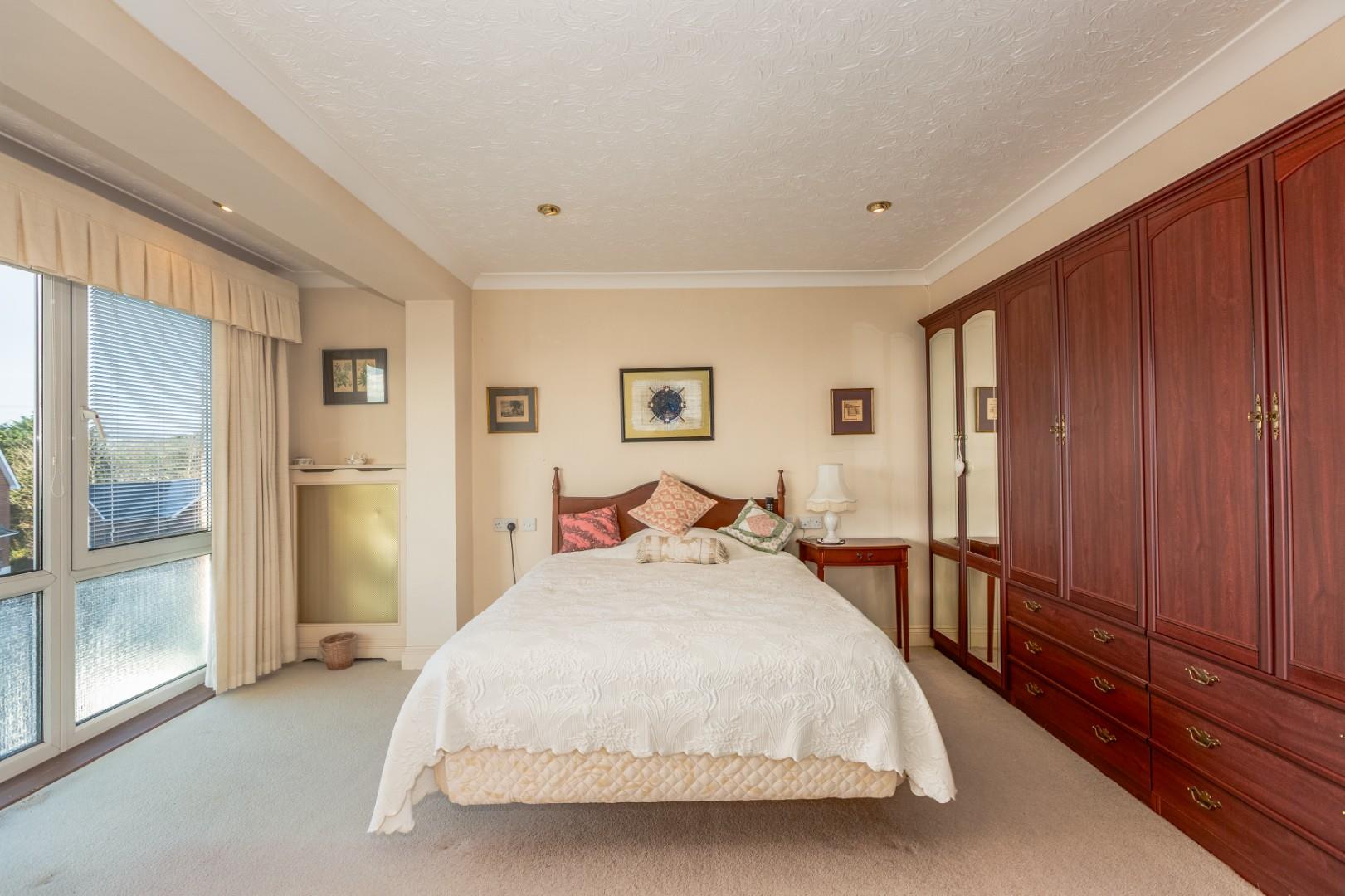 Brynfield Court, Langland, Swansea, SA3 4TF